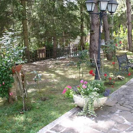 Gli Scoiattoli Rocca di Mezzo